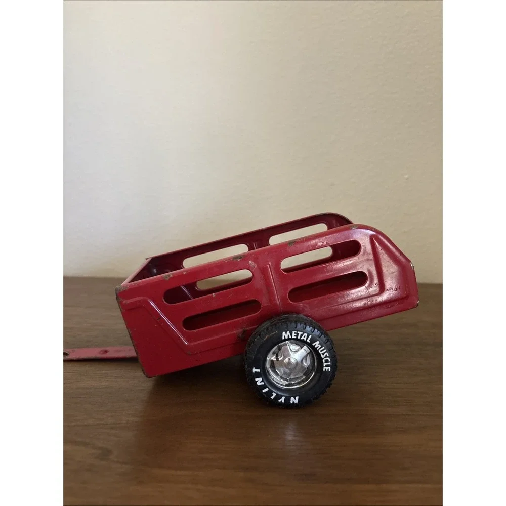 Vintage Nylint Red Pressed Steel Farm Hay Metal Muscle 2-Wheel Trailer Toy